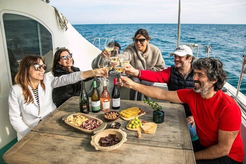 Premium Private Wine Tasting & Tapas in a Catamaran Barcelona