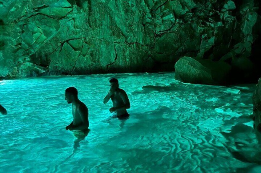 Blue Gem Cave and Grama Bay Speedboat Tour from Vlore