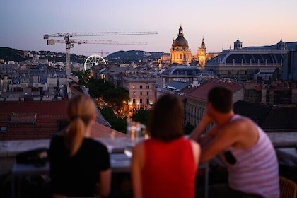 Budapest con estilo Tour privado por la ciudad con Sky Bar Cocktail