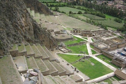 Sacred Valley Full Day with Buffet Lunch Group Tour