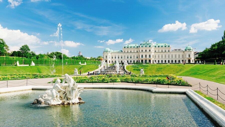 Skip-the-Line Belvedere Palace and Garden Guided Tour
