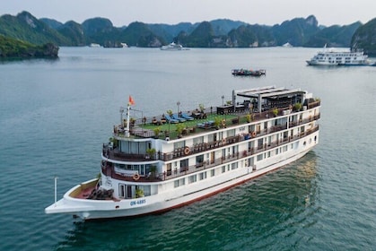 Luxury Cruise Halong Bay Highlights – 2 Days, 1 Night Experience
