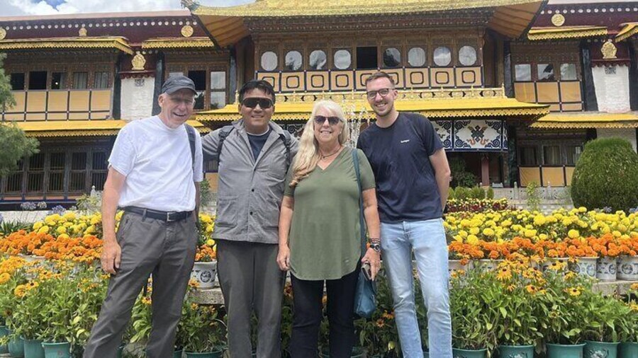 Explore Lhasa's Highlights on a Shared 8 Days Tibet Multiday Tour
