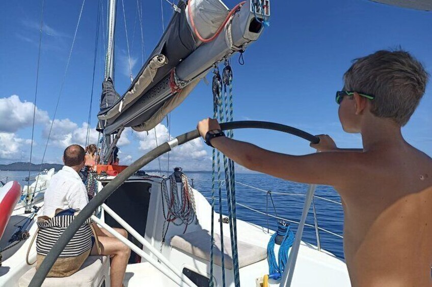 private half day sailing Hvar