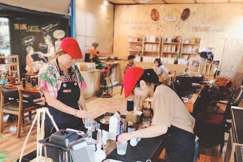 Vietnamese Coffee Making Course