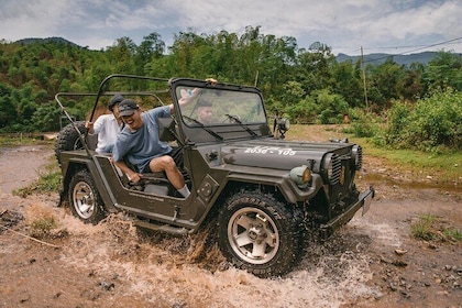 Halfday Ha Giang Jeep Tour: Ha Giang City+Countryside+Waterfall