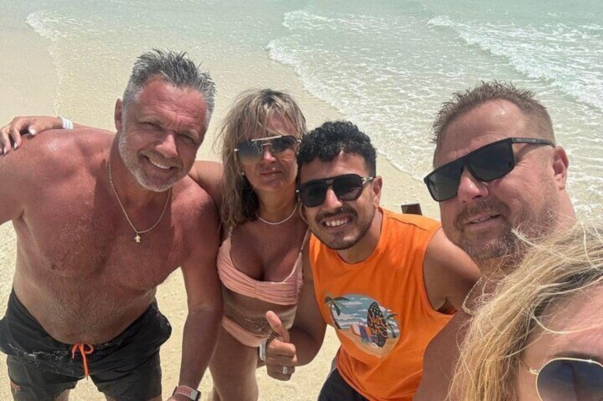 Private Speedboat – Snorkeling & Dolphin Watching & Abu Monkar