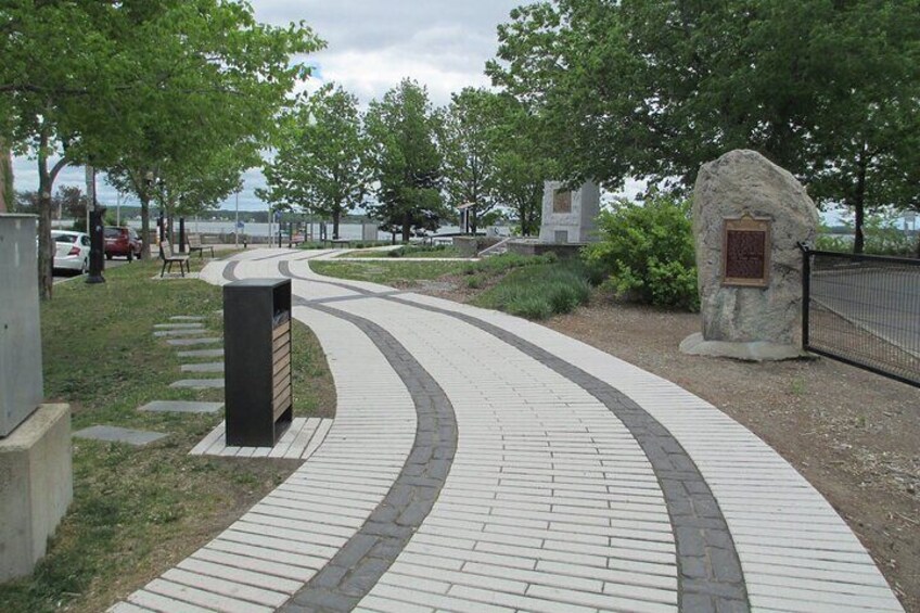 Trois-Rivières Self-Guided Walking Tour and Scavenger Hunt