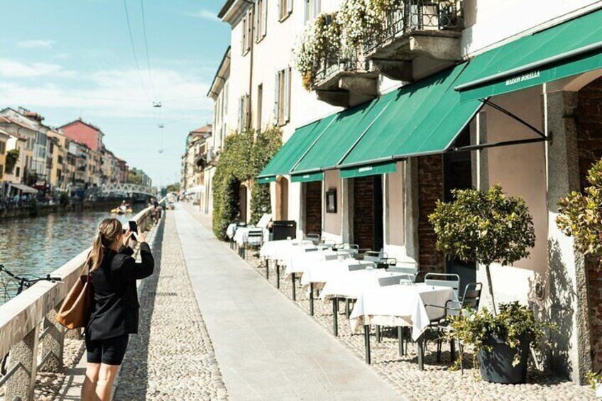 Charming Canals: Professional Photoshoot at I Navigli