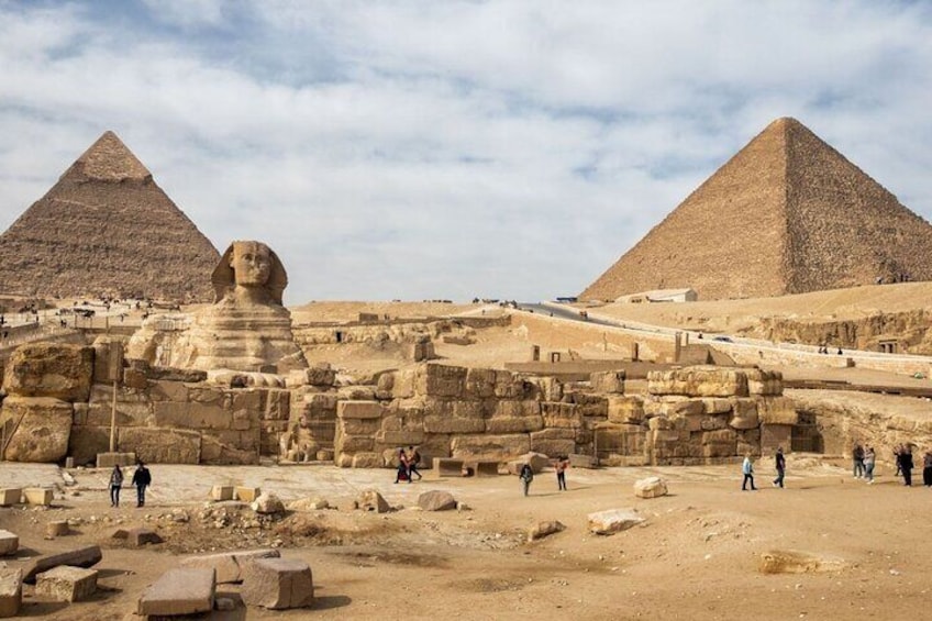 Pyramids and Citadel from Port Said Hotels