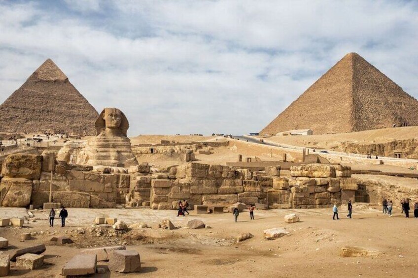 Pyramids and Citadel from Port Said Hotels