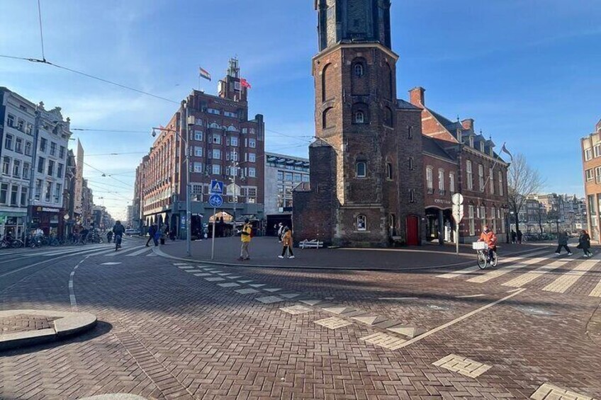 Amsterdam Food Tour with Full Meal & Drinks by Do Eat Better