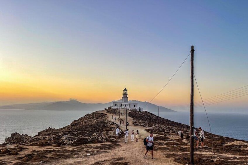 Panoramic Mykonos: Sunset Views from the Island’s Highest Points