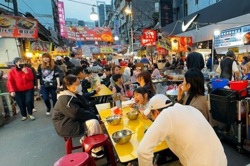 Taipei Food Tour by Foot