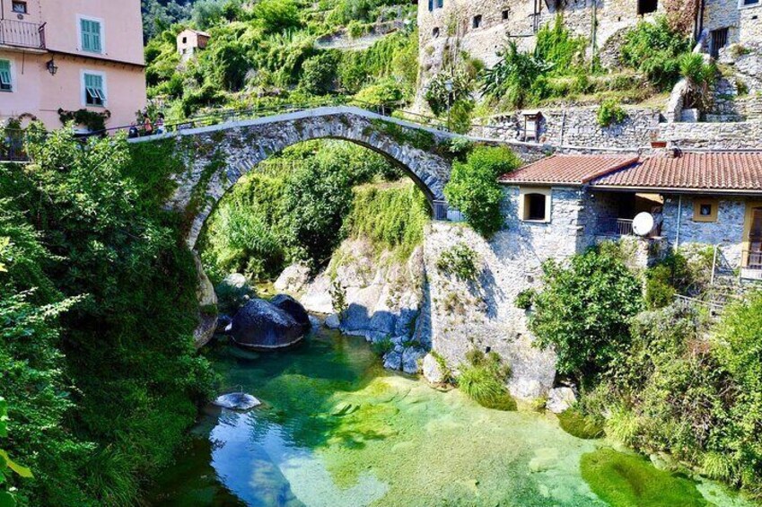Medieval bridges & natural pools