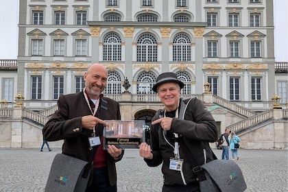 Guided tour Nymphenburg Castle with official guide