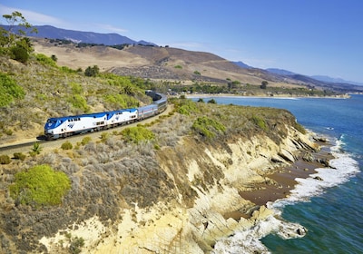 ทัวร์รถบัสและรถไฟเต็มวันชมแสงดาวริมชายฝั่งแอมแทร็กและซานตาบาร์บาร่าที่ดีที่...