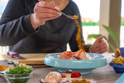 Cuisine traditionnelle marocaine à Essaouira – Vue mer et médina