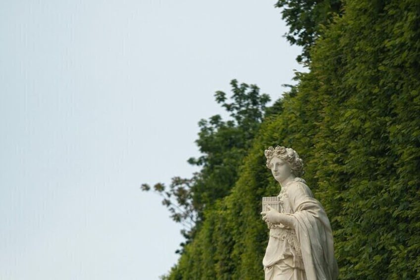 Versailles Grand Tour Guided Garden and Palace Experience