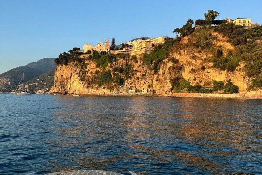 Aperitif in Private Boat from Sorrento to Sunset