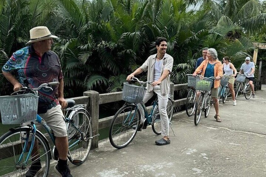 Private Experience Cycling , Buffalo and Basket Boat Ride