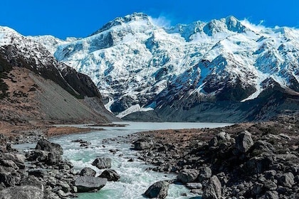 Mount Cook Full Day Group Tour via Lake Tekapo from Christchurch