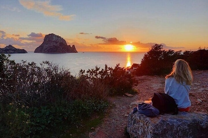 Ibiza half-day tour: Iconic photo spots with transport