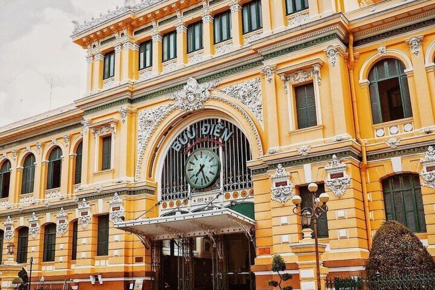 Explore Ho Chi Minh City with Private Walking and Jeep Tour