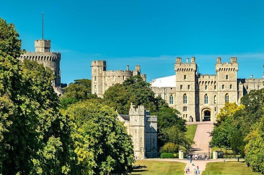 Explore Windsor in 90 minutes with a Local