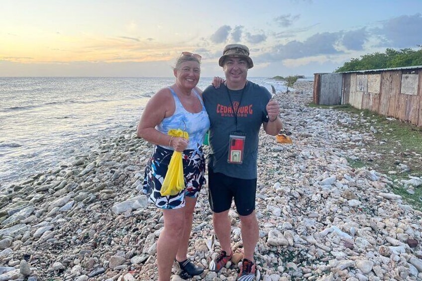 Happy faces during seaglass hunting at Seaglass Island Aruba
