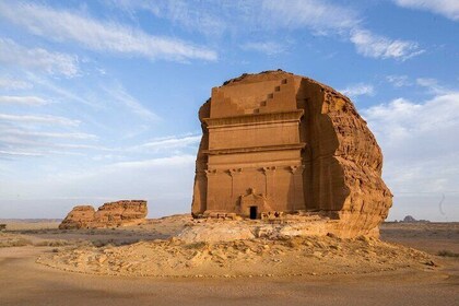 Private Tour in Alula with a Local Guide