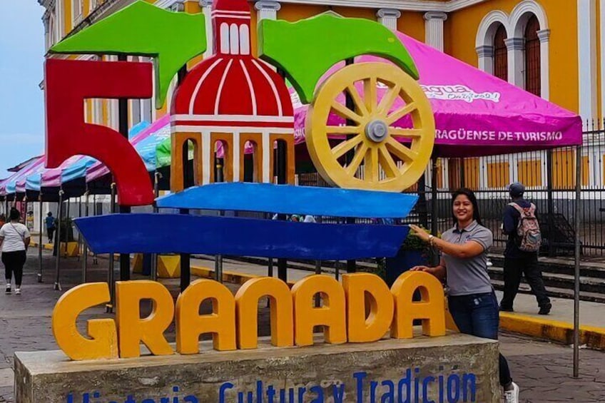 Colonial Granada City and Boat Ride in The Great Lake 