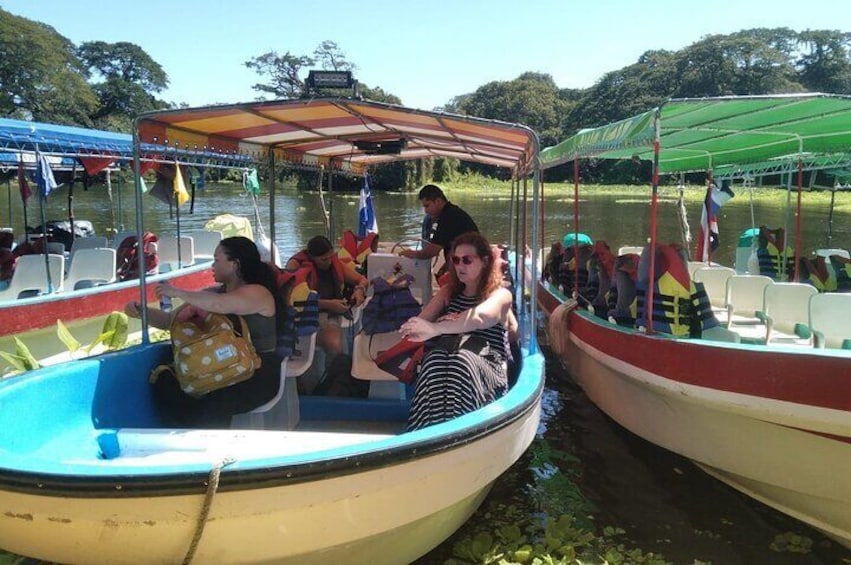 Colonial Granada City and Boat Ride in The Great Lake 