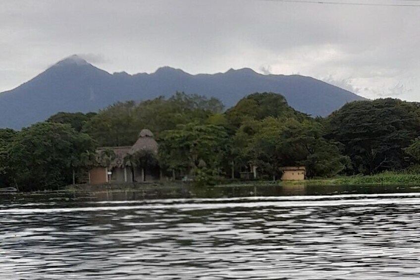 Colonial Granada City and Boat Ride in The Great Lake