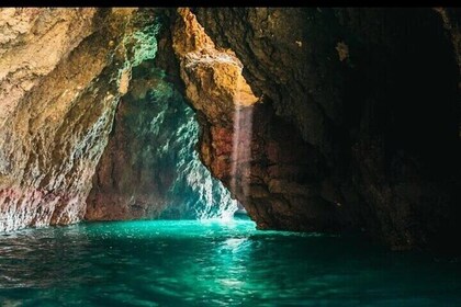 Jeep Tour y playas secretas Kayak en Albufeira