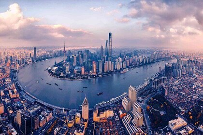 Shanghai Private Car Tour with History, Skylines and Culture