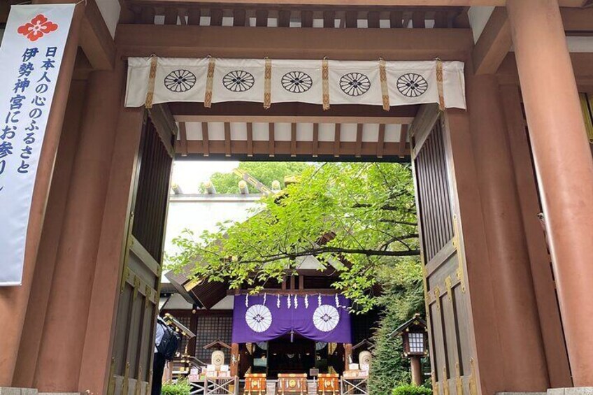 Tradition Meets Modernity Kumihimo Braiding Tour in Kagurazaka