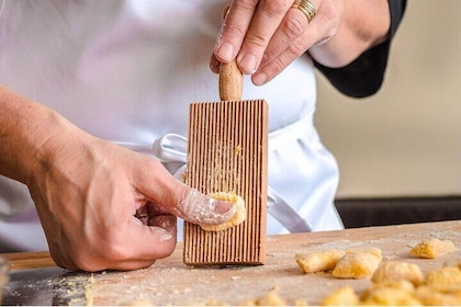 Italian Pasta Making in Las Vegas (Includes 4-Course Meal)