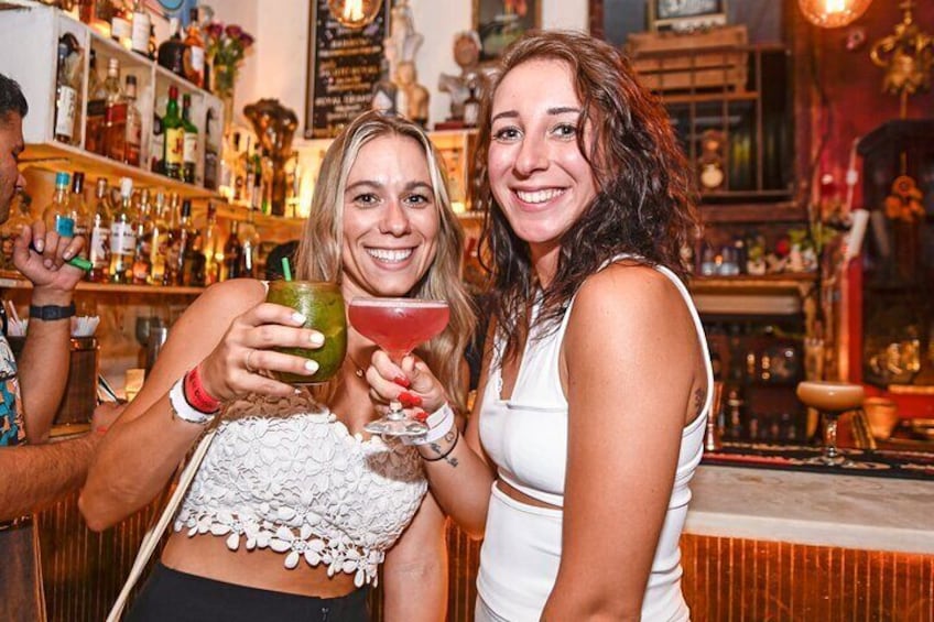 Original Hamburg Pub Crawl with Shots and VIP Club Entry