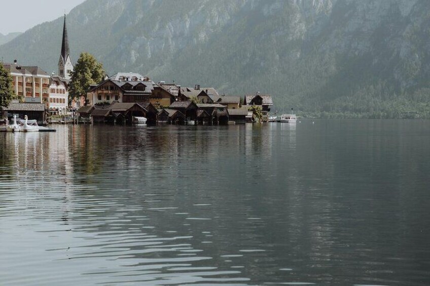From Lakes to Mountains Hallstatt and Salzburg Tour