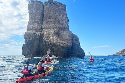 Kayak from Villajoyosa to Benidorm El Aguiló