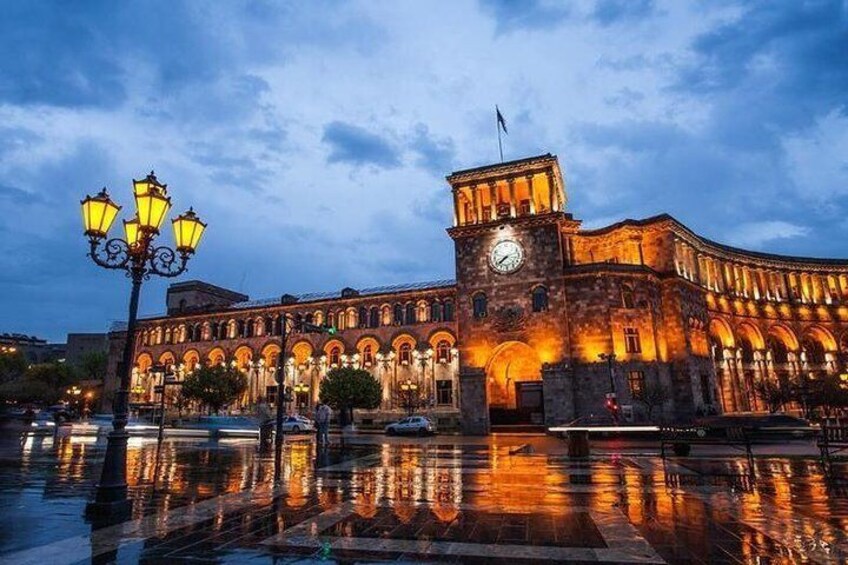 Republic square