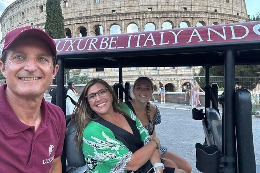 Rome Golf Cart Food and Sightseeing Tour