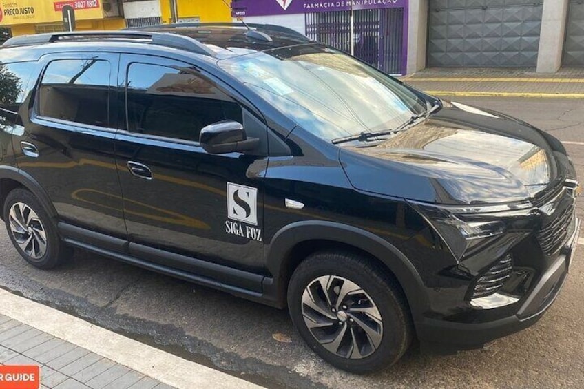 Comfort and convenience for small groups. Our Spin car accommodates up to 6 passengers, providing a pleasant and comfortable experience for tours around the city and to the Falls