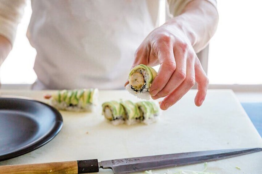 Exclusive Sushi-Making Class in Chicago (Includes 3-Course Meal)