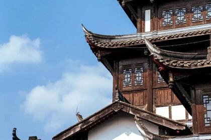 All-Inclusive Private Panda & Hidden Ancient Town Tour