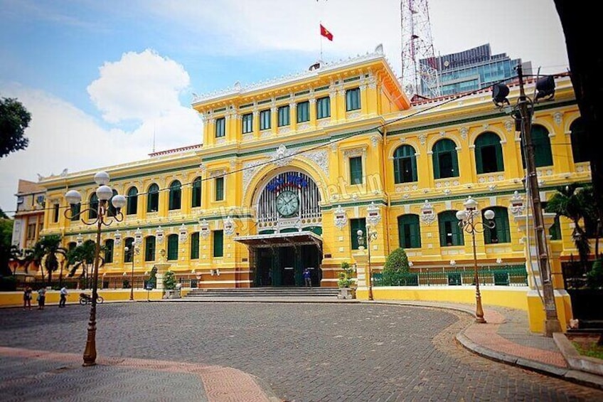 Ho Chi Minh City Bus Tour Experience