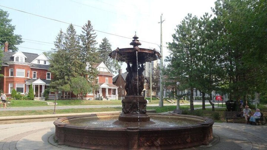 Ottawa Embassies self-guided walking tour & scavenger hunt