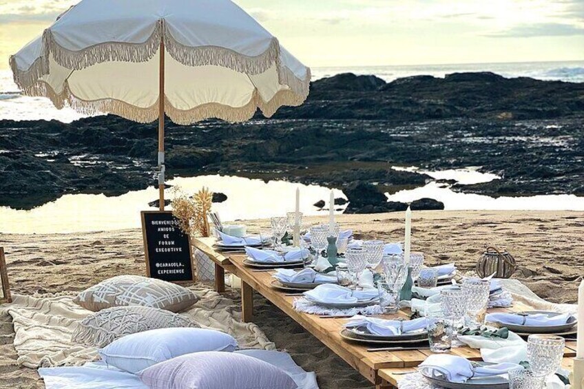 Experience a luxurious and unique Beach Picnic near Tamarindo