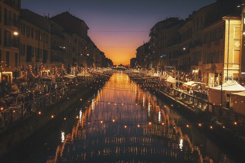 Navigli District Guided Tour and Aperitif in Milan